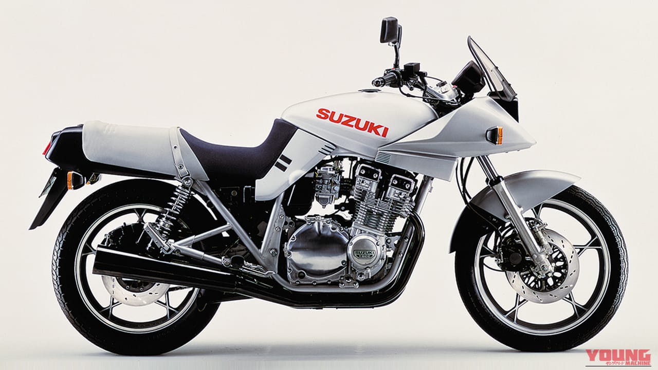 1982年モデルの、スズキ GSX750S[S]｜「なんでそうなるのよ…」ユーザーを落胆させた通称“耕運機ハンドル”。今では個性として評価する声も。高い走行性能を誇った44年前のスズキの名車［GSX750S］を紹介