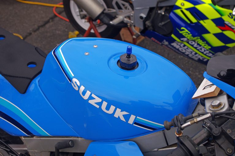 スズキGAG｜デビューから40年の元祖ミニバイクレプリカが戦う！世界広しと言えどスズキGAG専門のレースがあるのはここだけ!?