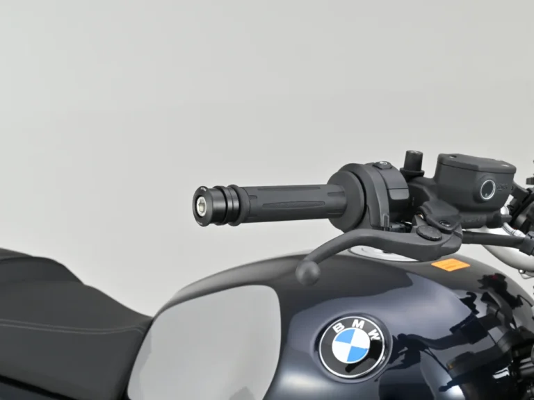 バーエンドミラーアダプター|デイトナから、GSX-8シリーズおよびBMW R12/nineTシリーズの純正ハンドルに対応する「バーエンドミラーアダプター」がリリース!