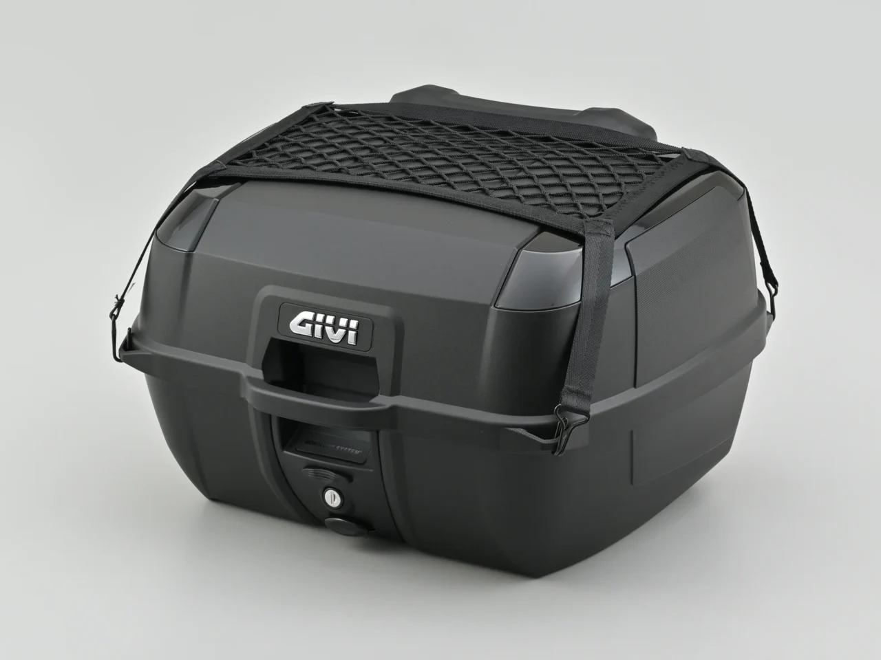 GIVI B45+｜通勤・通学ライダー待望の「四角いGIVI」に、ついに本命カラーが降臨だ！