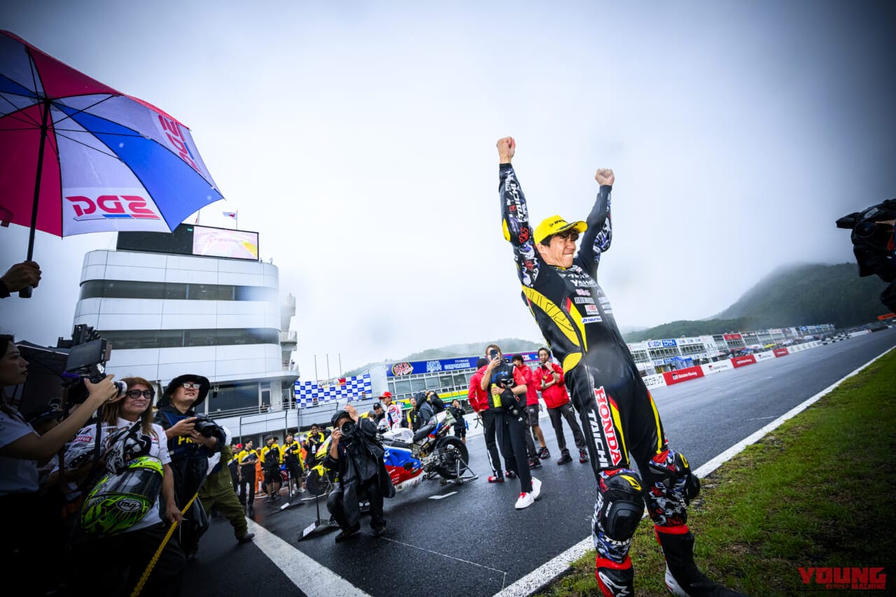 長島哲太 全日本ロードレース選手権第6戦岡山｜【ファインダー越しに見た長島哲太×ダンロップの挑戦2026】初優勝を呼び込む一流の駆け引き：全日本ロードレース選手権第6戦岡山
