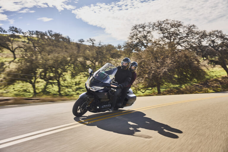 HONDA GOLDWING｜水平対向6気筒と7速DCTが紡ぐ至高の走り! バガー仕様からエアバッグ搭載機まで網羅した2027年型「ゴールドウイング」シリーズを北米ホンダが発表