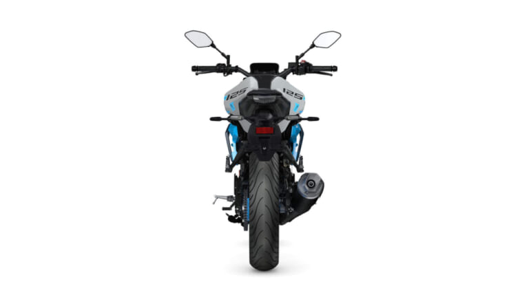 YAMAHA MT-125｜鋭い眼光のフロントマスクとレッドラインホワイト導入! VVA搭載125ccストリートファイター「MT-125」が2027年モデルでさらに進化【海外】
