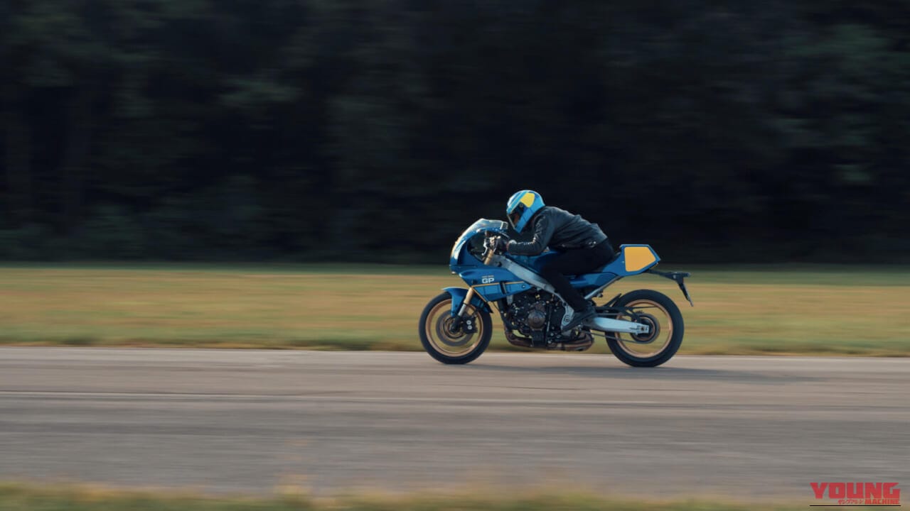 YAMAHA XSR900 GP｜シルバーフレームとイエローゼッケンが映える! C.サロンのソノート・ヤマハを再現した「XSR900 GP」ゴロワーズカラーが欧州で登場【海外】