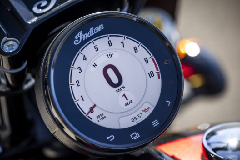 Indian 101Scout｜【試乗】クルーザーでスポーツ出来る。その楽しさを教えてくれる水冷Vツインモデル【インディアン・モーターサイクル 101Scout】
