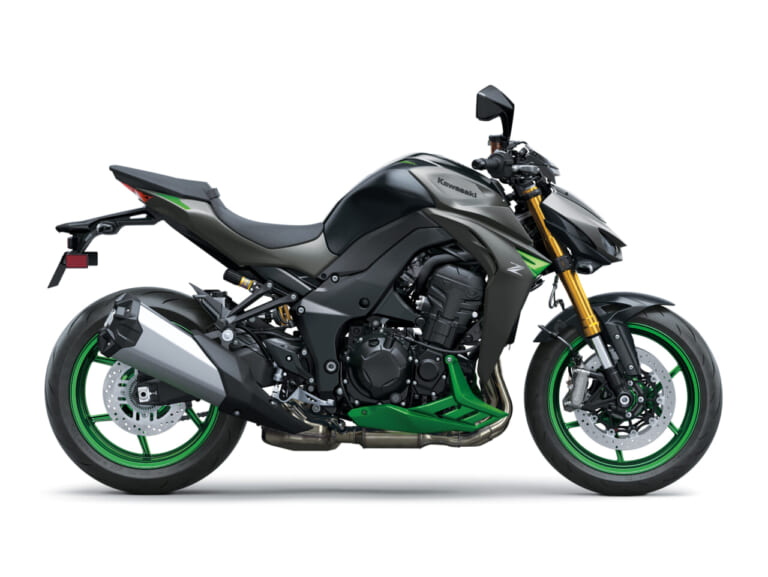 KAWASAKI Z1100 SE|凄みスタイルに新グラフィックと黒キャリパーを融合! カワサキのスーパーネイキッド「Z1100/Z1100 SE」の2027年モデルが登場。魅せるフラッグシップの貫禄