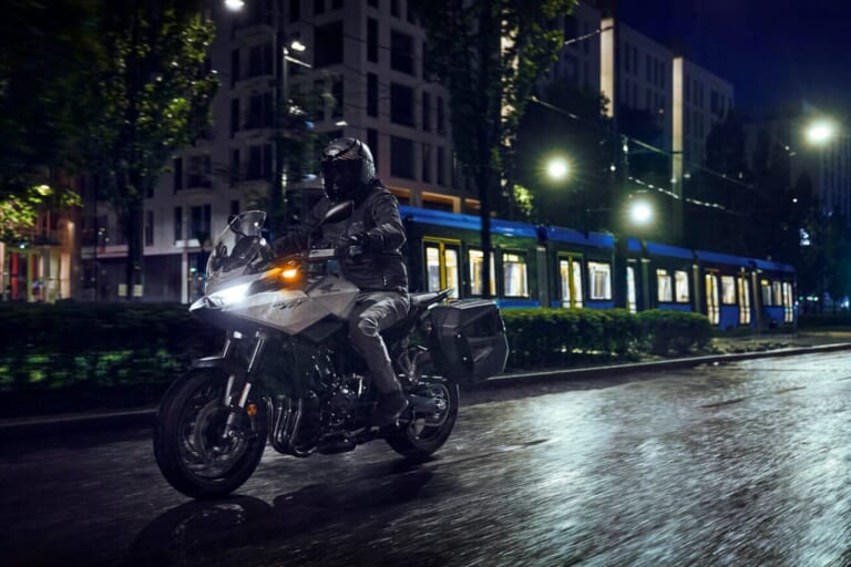 HONDA CB1000GT|ファイアブレード譲りの直4エンジンに電サスShowa-EERAと21Lタンクを標準装備! ホンダの新型クロスオーバー「CB1000GT」が欧州で展開中