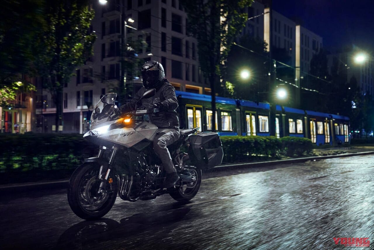 HONDA CB1000GT｜ファイアブレード譲りの直4エンジンに電サスShowa-EERAと21Lタンクを標準装備! ホンダの新型クロスオーバー「CB1000GT」が欧州で展開中