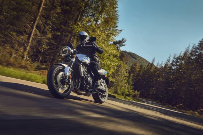 HONDA CB1000F｜『バリバリ伝説』から始まったバイク愛。開発責任者が明かす、名車CB750/900Fの美学を受け継いだ「新しい時代の標準ロードスター」誕生の舞台裏【ホンダCB1000F開発秘話】