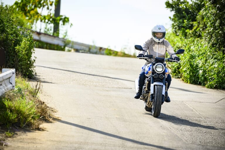 指出瑞貴｜指出瑞貴の一台一会。〜CB400SF乗ってみました〜　