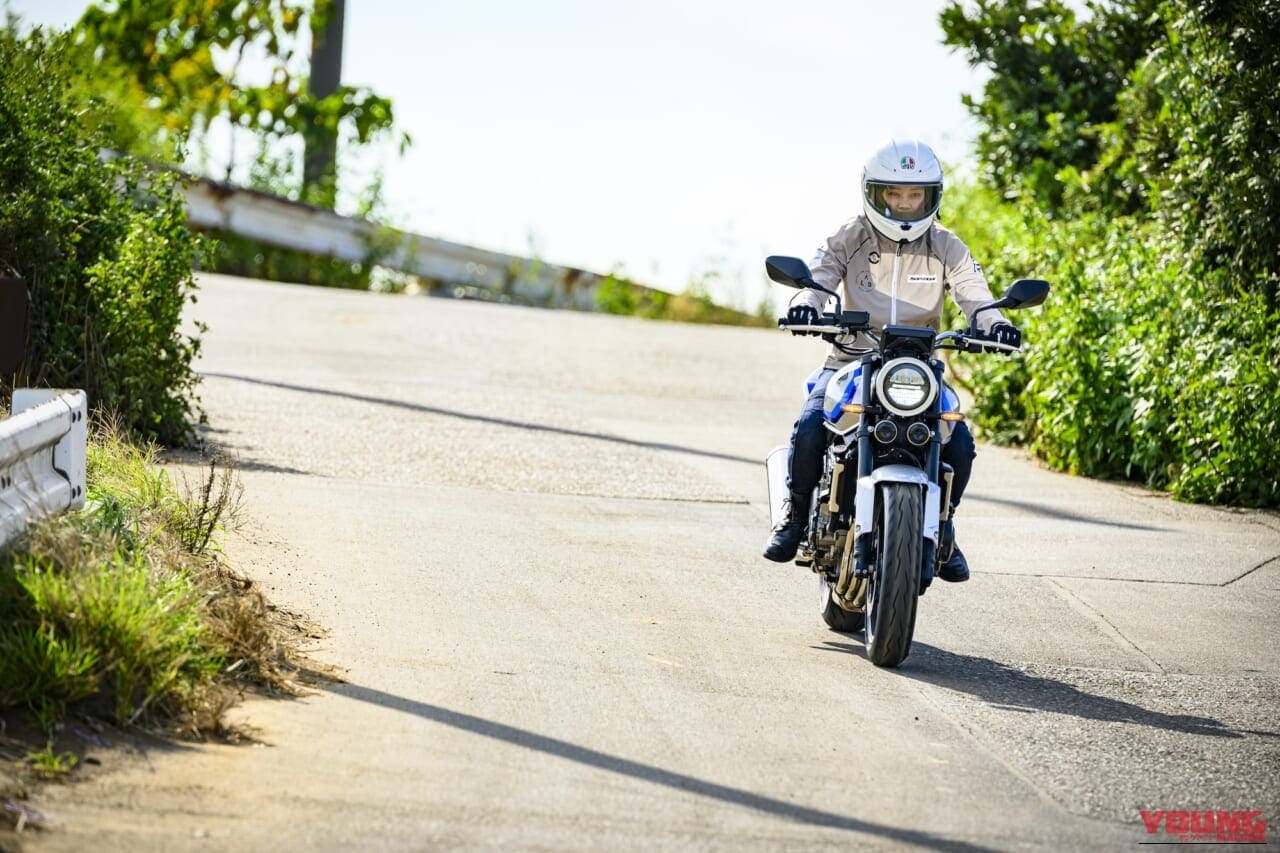 指出瑞貴｜指出瑞貴の一台一会。〜CB400SF乗ってみました〜　