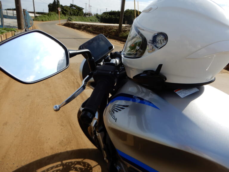 指出瑞貴｜指出瑞貴の一台一会。〜CB400SF乗ってみました〜　