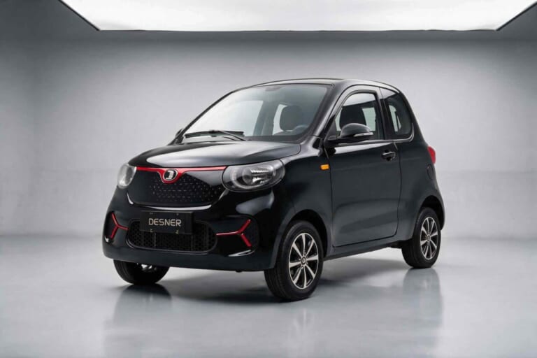 DESNER T30|エアコン&バックカメラ標準装備! イタリア発の都市型プレミアムEVマイクロカー「デスナー T30」がEICMA2026で解禁