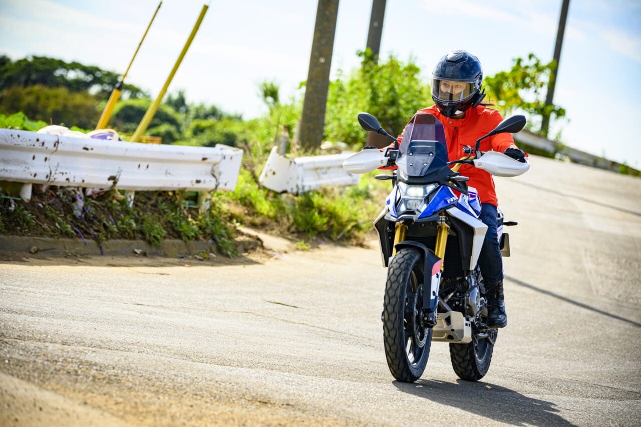 F450GS_指出瑞貴｜「BMW F900xrとワタシが走る、理由。」part１２～F450GS試乗！縁の下の力持ち？イージー クラッチthankyou!母のような優しさ？！いや、ヒーローかもしれません！～ 