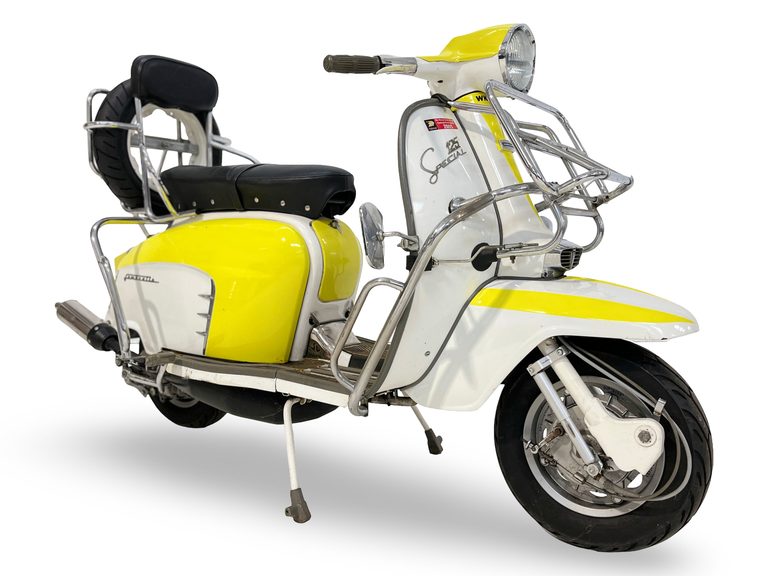 1968年モデルの、イタリア・イノチェンティ社製 ランブレッタLi 125 Special｜「スタイリッシュを極めたスクーター」60年前のロンドンの若者を魅了。バイク好きを惹きつける走りへのこだわり。［ランブレッタ Li 125 Special］