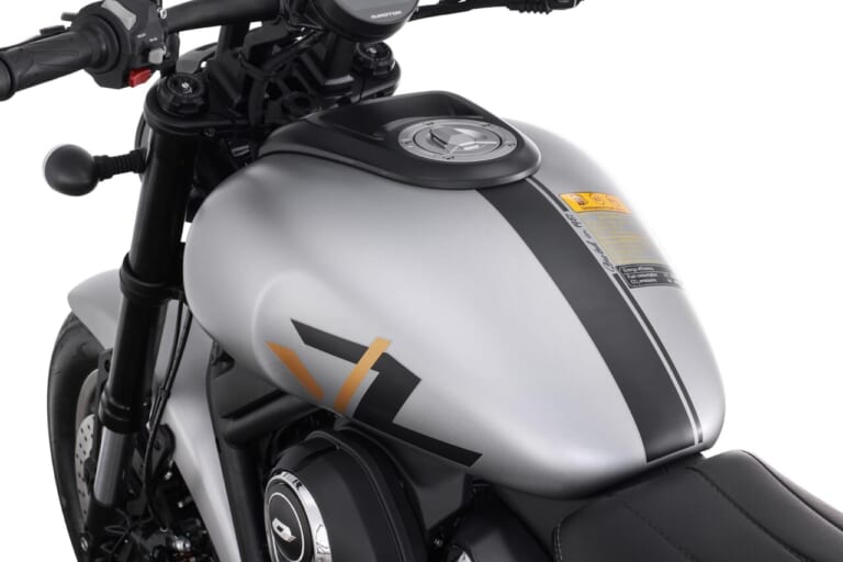 SRV600V2｜ガソリンタンク｜QJMOTORの大型モデルが日本初上陸！原付二種から大型まで選べるクルーザー「SRV」シリーズの魅力