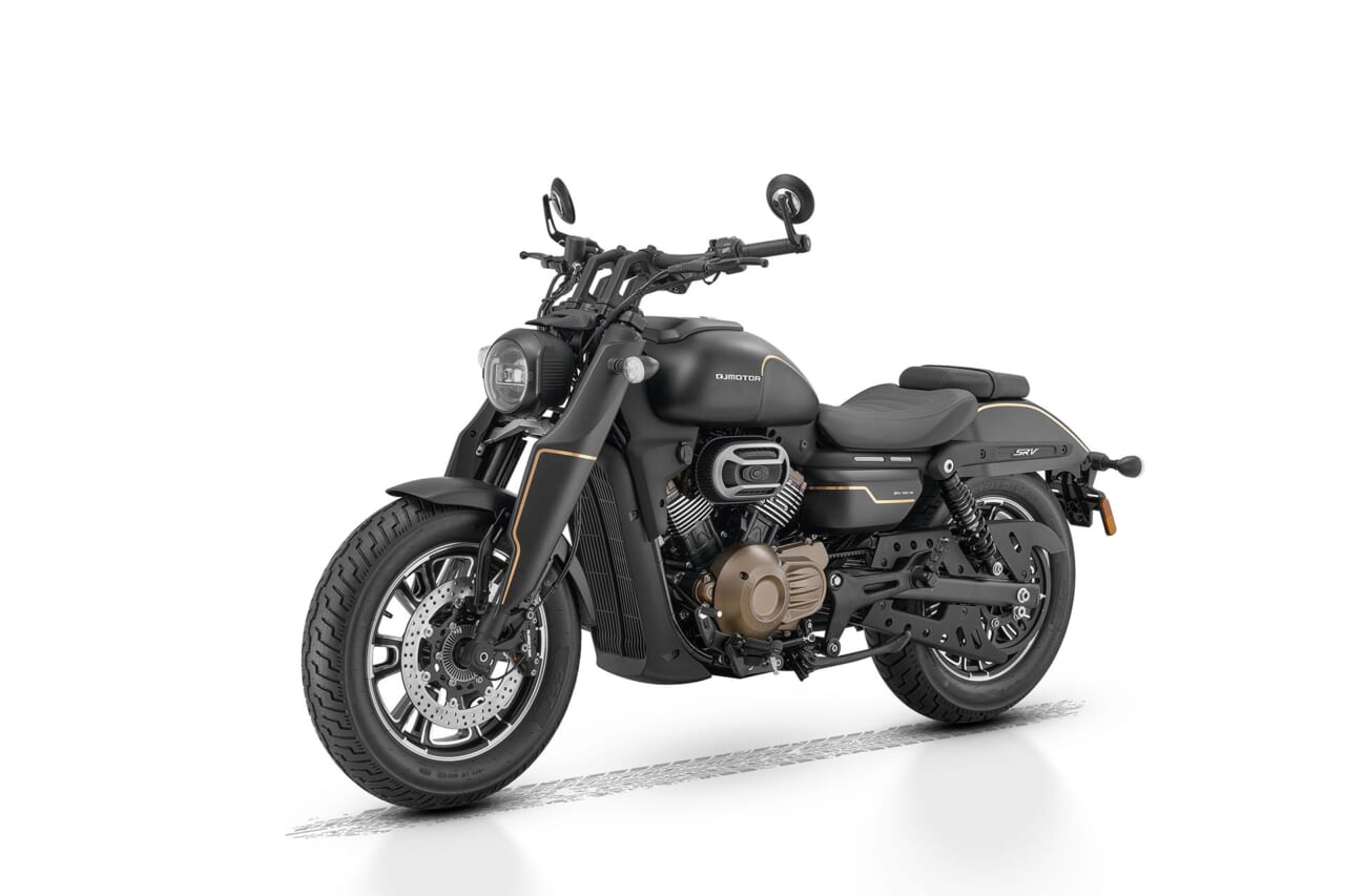 SRV400A(AMT)|QJMOTORの大型モデルが日本初上陸!原付二種から大型まで選べるクルーザー「SRV」シリーズの魅力