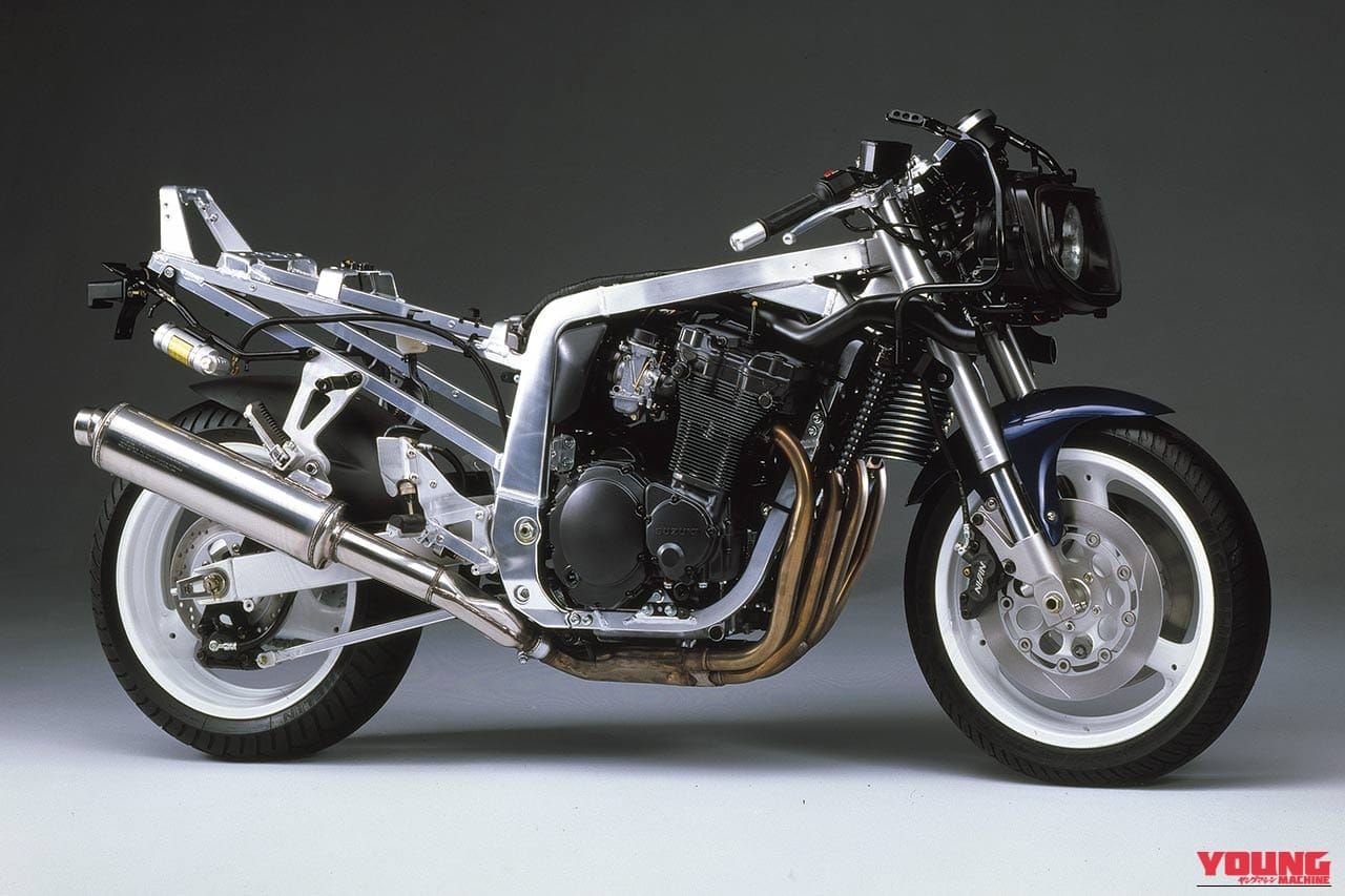 スズキ GSX-Rのアルミフレーム｜「公道ではまさに無敵⋯」軽量ボディに大排気量エンジンをぶち込んだ40年前の名車。とんでもない速さを誇りながら、98年型を最後に姿を消した［スズキ GSX-R1100］
