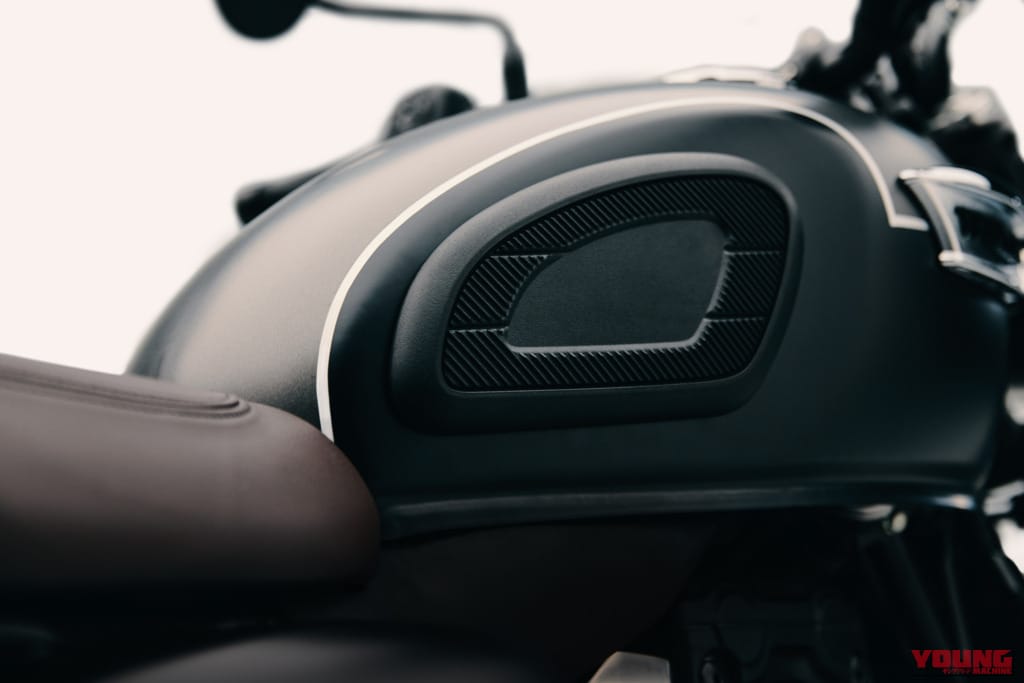 TRIUMPH BONNEVILLE T40｜コーナリングABSやフルカラーTFTを標準装備し、伝統のボンネビルが400ccクラスへ! トライアンフ「BONNEVILLE T40」が2027年春発売