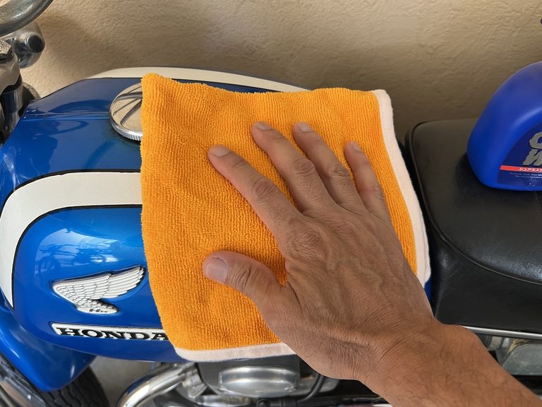 バイクワックス|ワックス推し!バイクをもっと美しく ワックスによるコーティングの魅力を解説