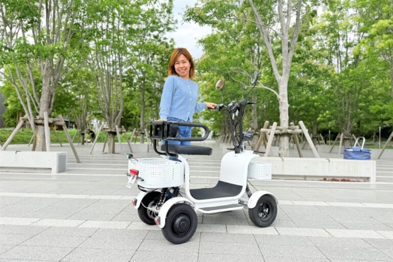 ELEMOs ELEPORTER / ELEPORTER PRO|買い物カゴも余裕で載る合計70L超の積載力! 16歳以上免許不要の特定小型四輪EV「エレポーター」は保安基準適合で安心