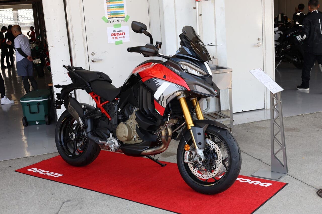 |スポーツするには最適な安全安心のサーキット走行イベント【ミツオカサーキットエクスペリエンス】