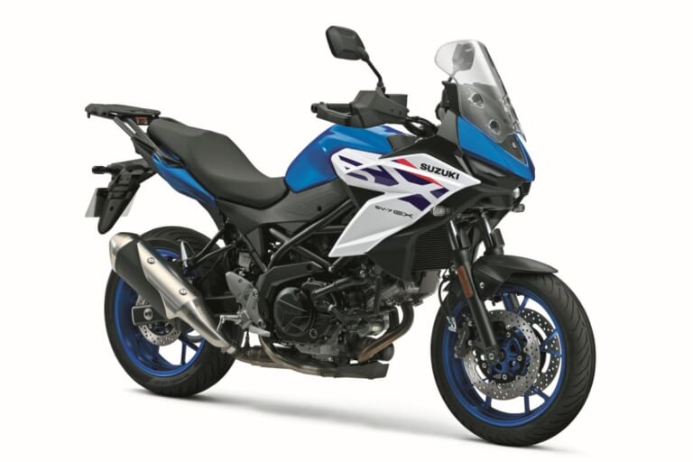 SUZUKI SV-7GX |待望のミドルVツインを継ぐ新型クロスオーバー! GSX-S1000GX譲りの顔つきと快適ポジションを獲得したスズキ「SV-7GX」がついに日本解禁