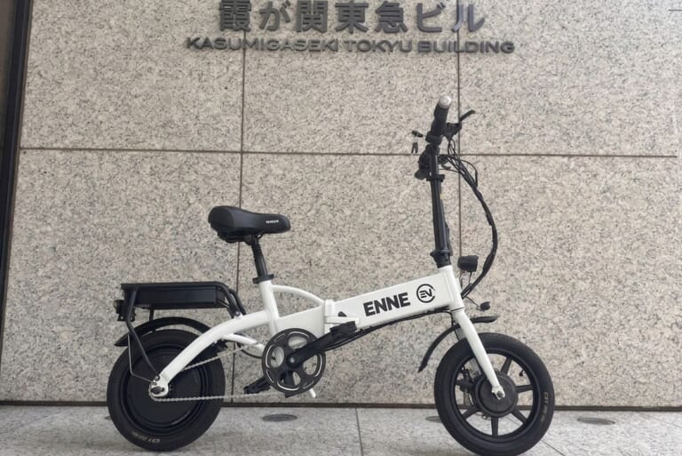 ENNE ENNE ZERO｜電欠でも漕いで帰れるペダル付き特定小型原付! 電動アシスト超えの登坂力を誇る電動モペット「ENNE ZERO」が特別価格で第3次先行予約受付中