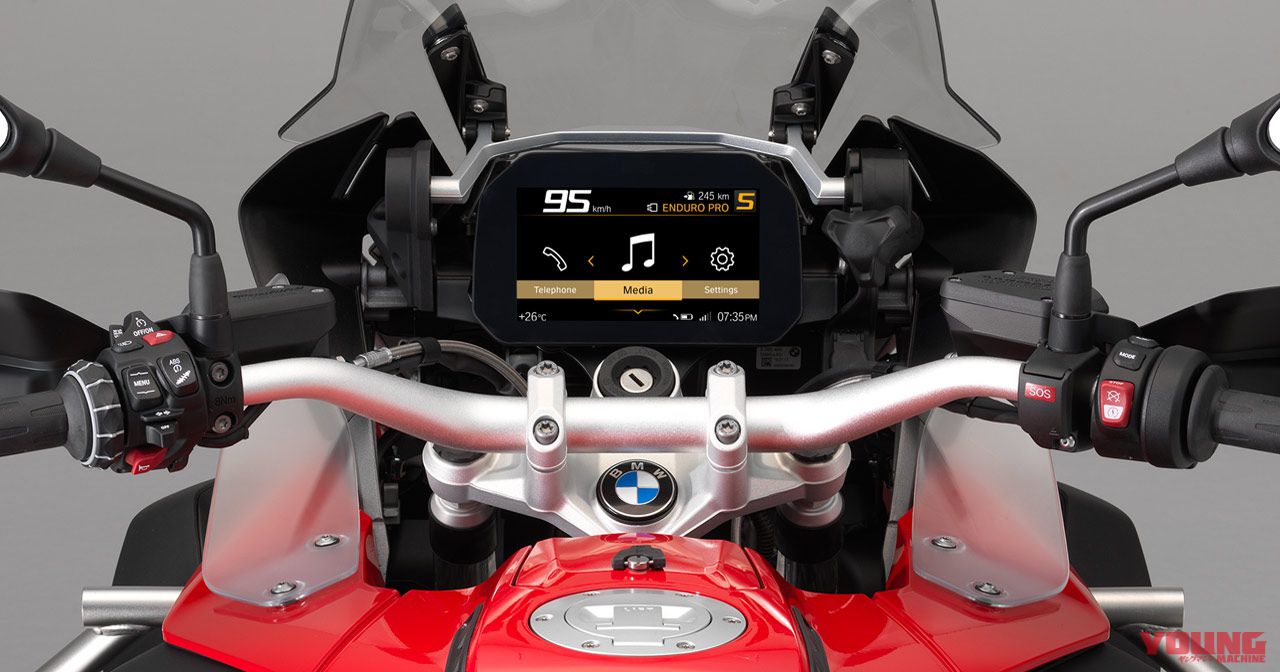 BMWもスマホ連動メーターに！ | WEBヤングマシン｜最新バイク情報