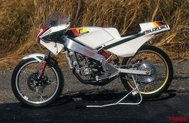 50Γ Racer・イカス！の巻│WEBヤングマシン｜新車バイクニュース