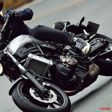 YAMAHA XSR700
