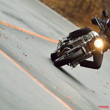 YAMAHA XSR700