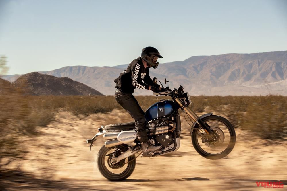 TRIUMPH BONNEVILLE SCRAMBLER 1200